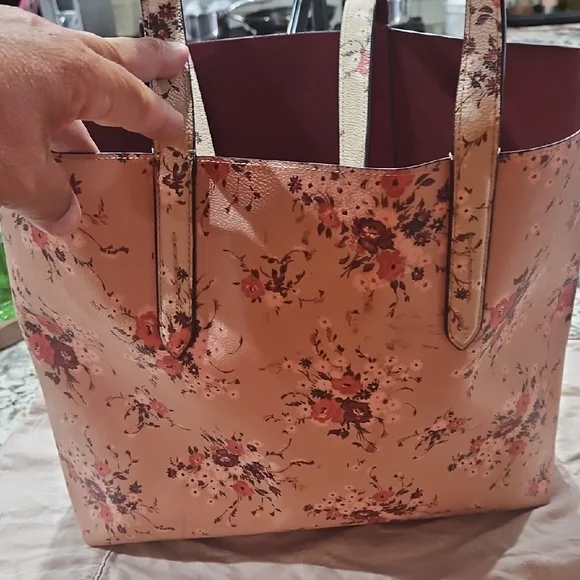 Coach Pink Floral Refined Pebble Tote With Matching Wallet And Cosmetic Case - Picture 4 of 10